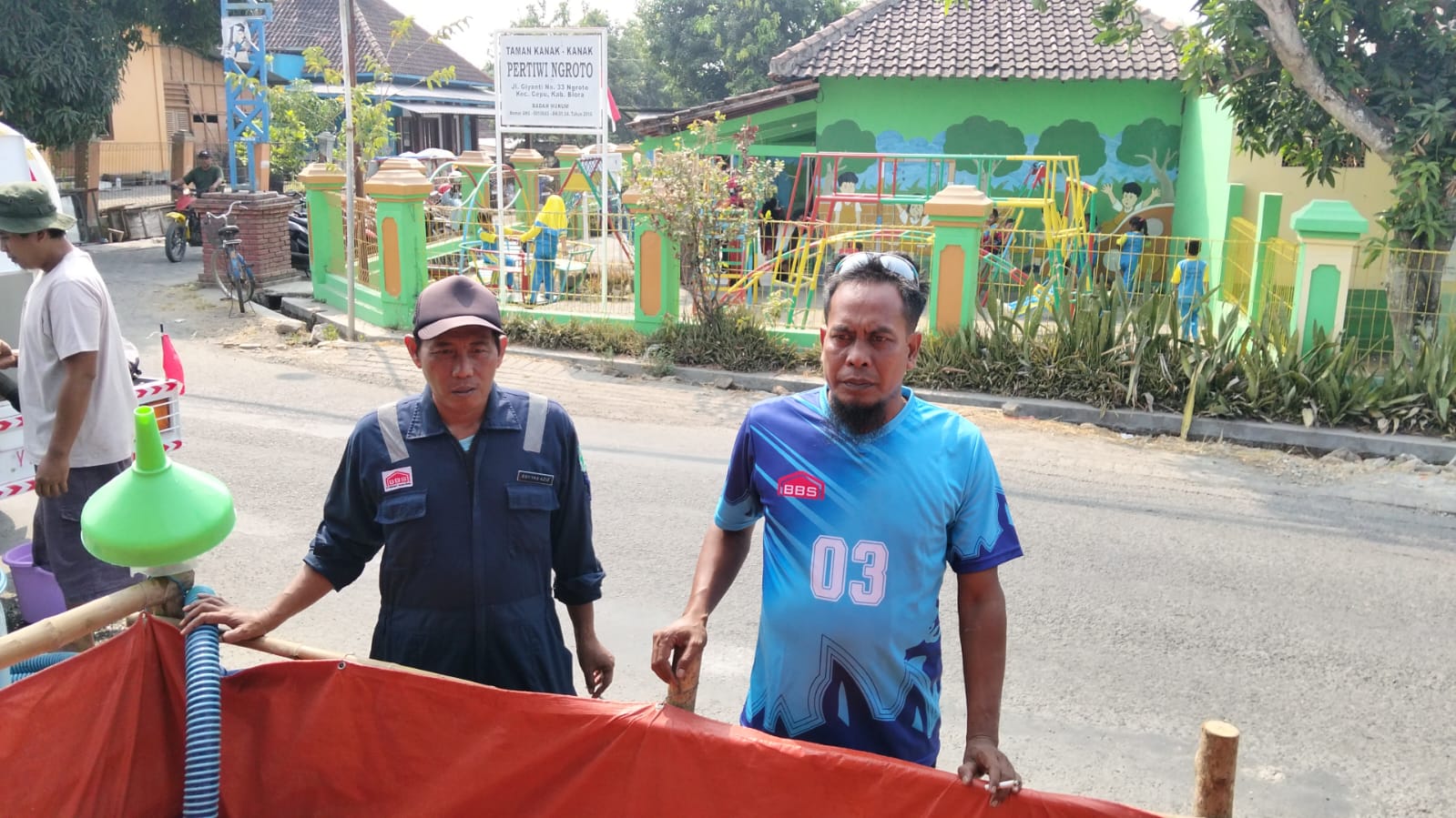 PT BBS Salurkan Bantuan Air Bersih bagi Warga Kelurahan Ngroto Cepu